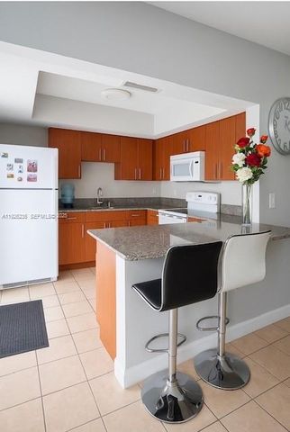 2275 SW 15th St, Miami, FL 33145