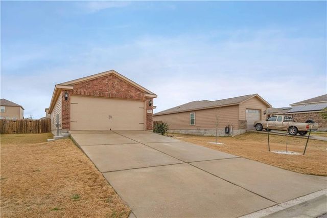 112 Millers LOOP, Jarrell, TX 76537