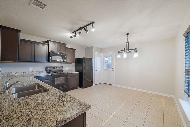 112 Millers LOOP, Jarrell, TX 76537