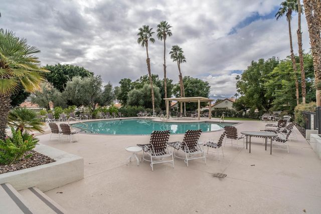 43954 ViA Granada, Palm Desert, CA 92211