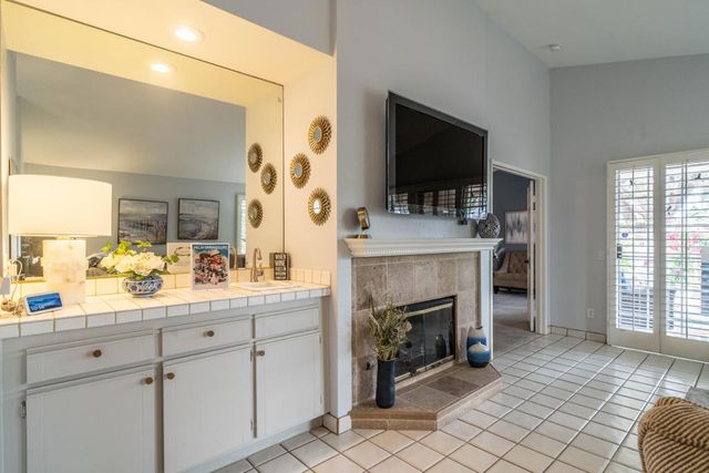 43954 ViA Granada, Palm Desert, CA 92211
