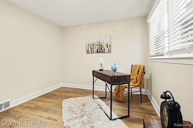 15574 Fox, Redford, MI 48239