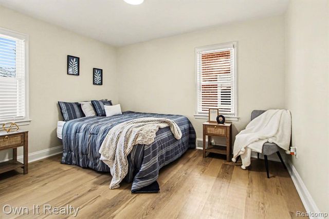 15574 Fox, Redford, MI 48239