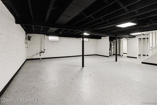 15574 Fox, Redford, MI 48239