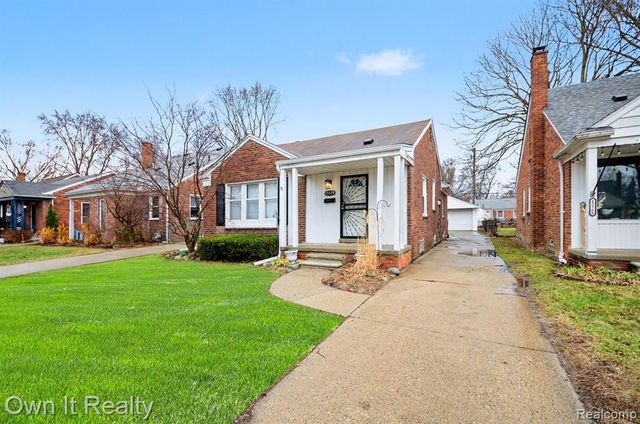 15574 Fox, Redford, MI 48239