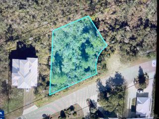Soundview Trl, Gulf Breeze, FL 32561