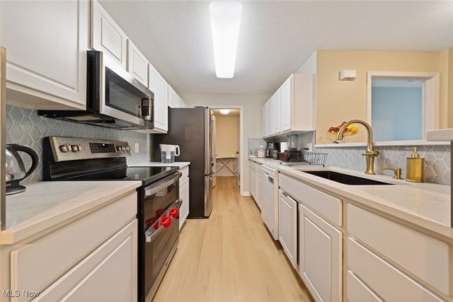 28340 Center Ridge Road 123, Westlake, OH 44145