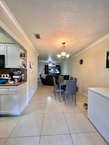 6604 Dockside Circle 6604, Greenacres, FL 33463