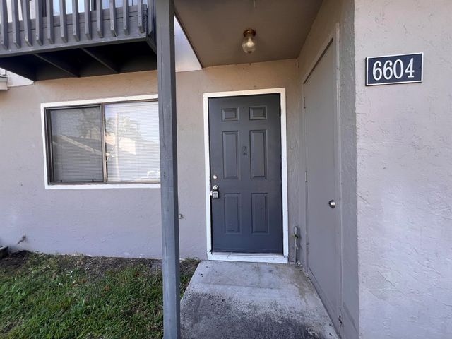 6604 Dockside Circle 6604, Greenacres, FL 33463