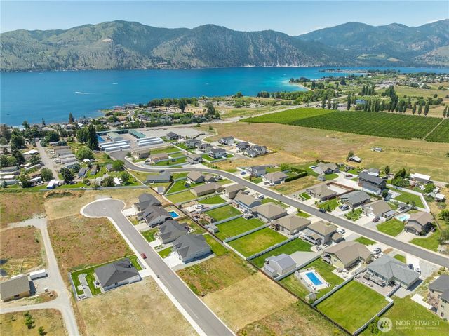 59 Sailing Hawk Lane, Manson, WA 98831