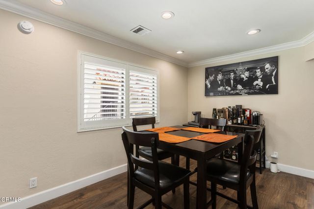 10141 Samoa Avenue 11, Tujunga, CA 91042