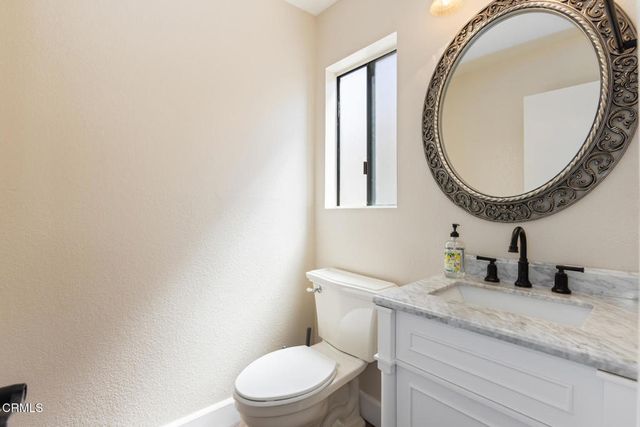 10141 Samoa Avenue 11, Tujunga, CA 91042
