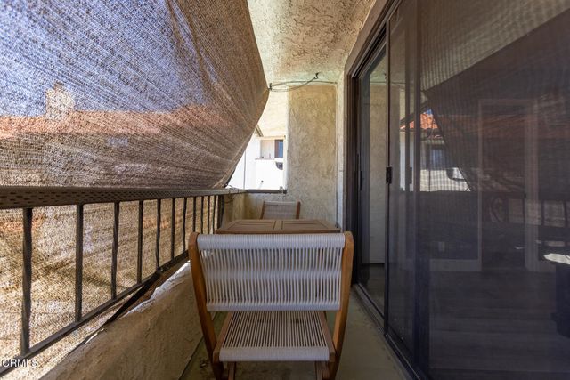 10141 Samoa Avenue 11, Tujunga, CA 91042