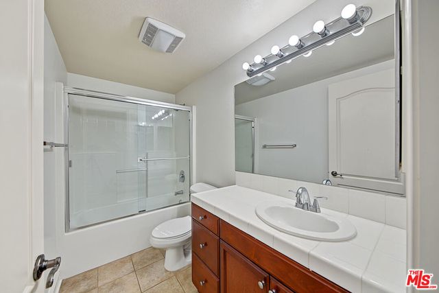 681 S Norton Avenue 103, Los Angeles, CA 90005
