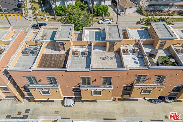 681 S Norton Avenue 103, Los Angeles, CA 90005