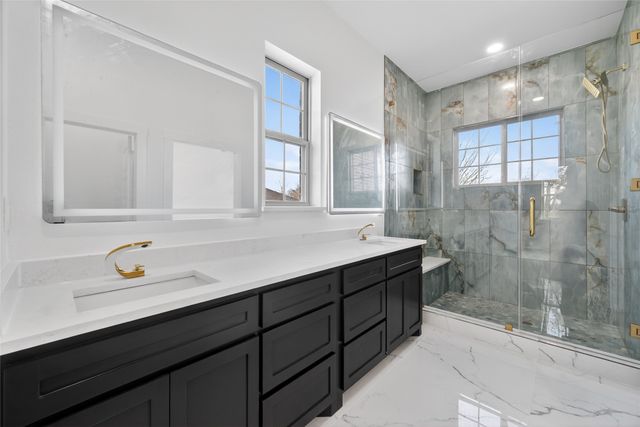 1530 S Houston School Road, Lancaster, TX 75146