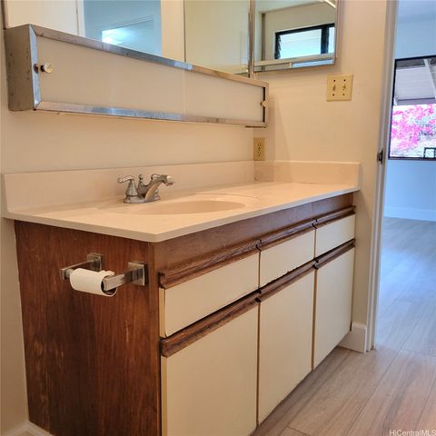 1309 Ala Alii Street A, Honolulu, HI 96818