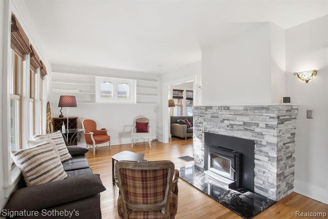 923 N Center Street, Royal Oak, MI 48067