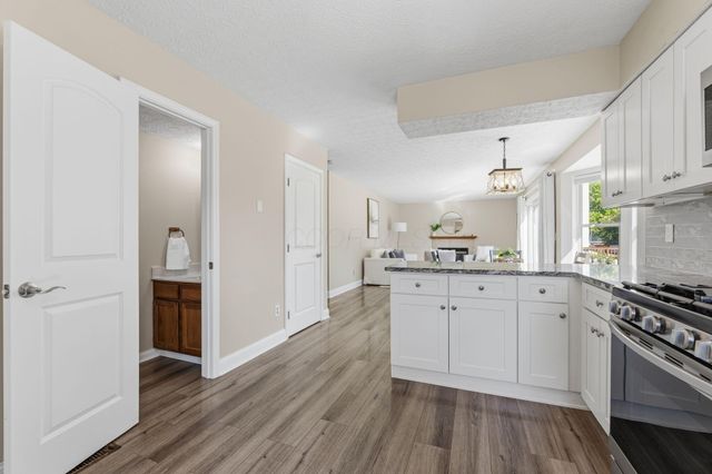 4526 Earman Drive, Hilliard, OH 43026
