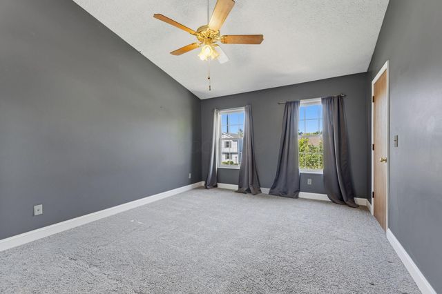 4526 Earman Drive, Hilliard, OH 43026