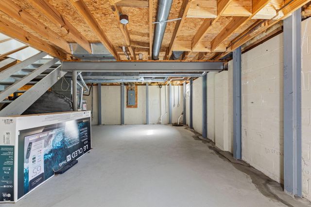 4526 Earman Drive, Hilliard, OH 43026
