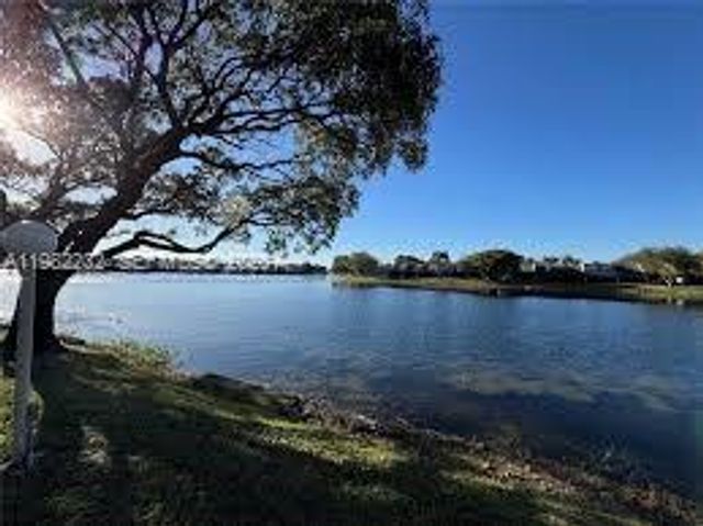 1100 Colony Point Cir 509, Pembroke Pines, FL 33026