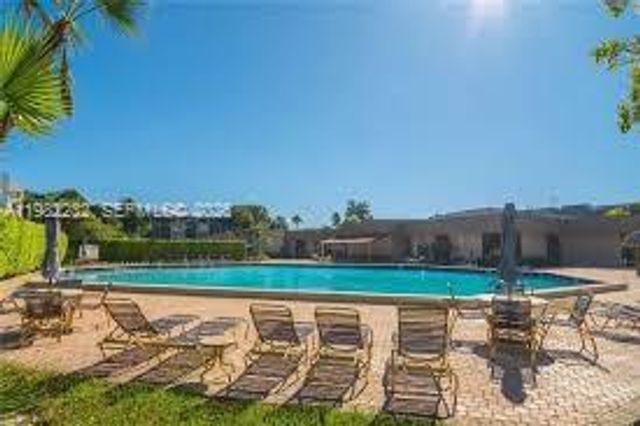 1100 Colony Point Cir 509, Pembroke Pines, FL 33026