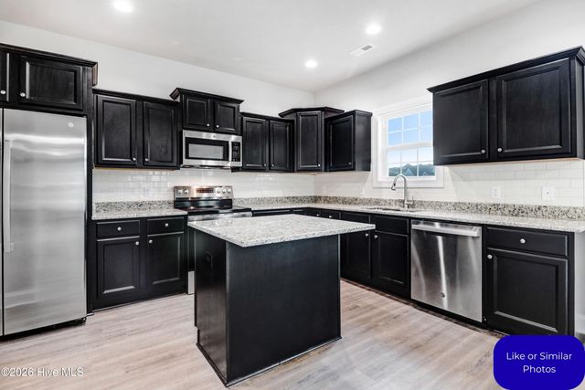 667 Briarneck Road, Jacksonville, NC 28540