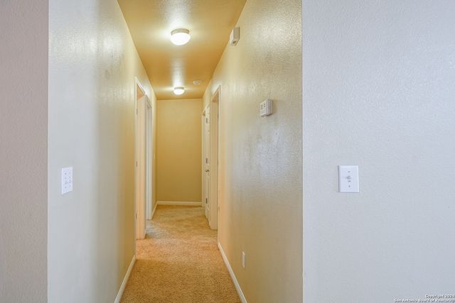 1043 Misty Acres Dr, New Braunfels, TX 78130