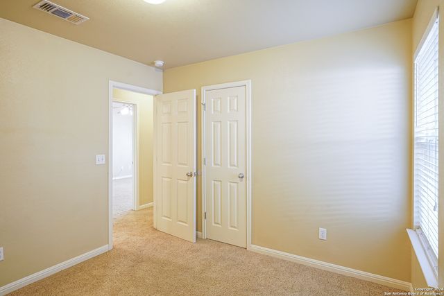 1043 Misty Acres Dr, New Braunfels, TX 78130