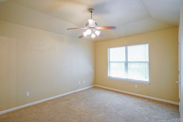 1043 Misty Acres Dr, New Braunfels, TX 78130