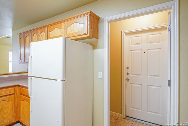 1043 Misty Acres Dr, New Braunfels, TX 78130