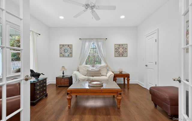 9 Briarsweet Lane, East Hampton, NY 11937
