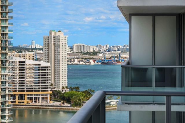 1300 Brickell Bay Drive 2600, Miami, FL 33131