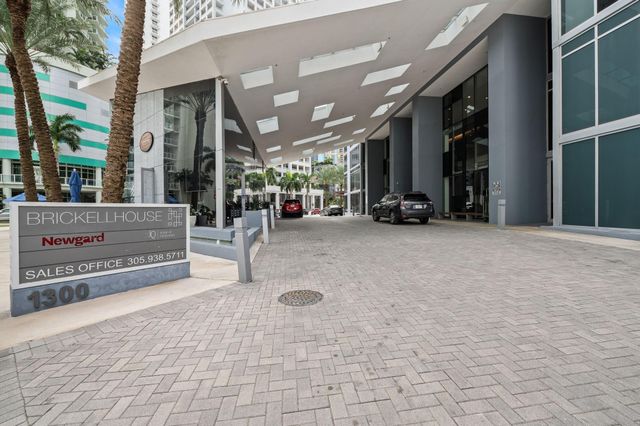 1300 Brickell Bay Drive 2600, Miami, FL 33131