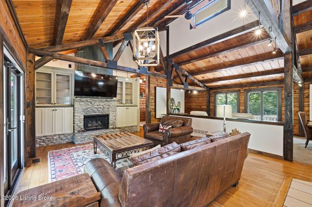 17400 Pope Dale Rd, Louisville, KY 40245