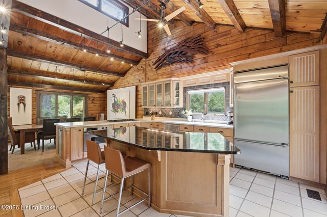 17400 Pope Dale Rd, Louisville, KY 40245
