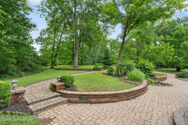 17400 Pope Dale Rd, Louisville, KY 40245