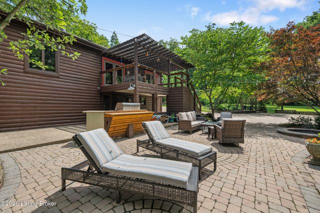 17400 Pope Dale Rd, Louisville, KY 40245