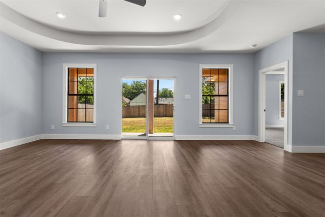 2618 Seevers Avenue, Dallas, TX 75216