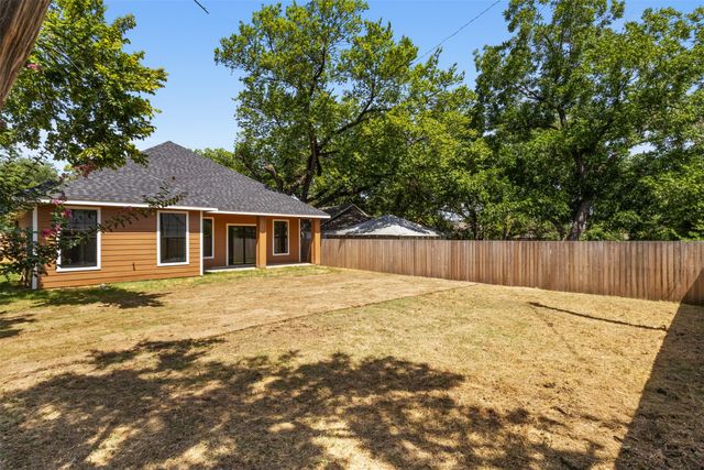 2618 Seevers Avenue, Dallas, TX 75216