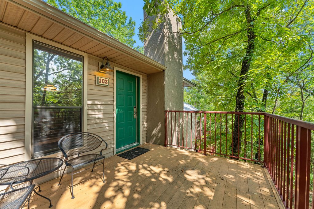 190 Rasso Way 103, Kimberling City, MO 65686