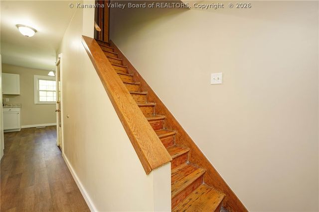 250 Eureka Road, Charleston, WV 25314