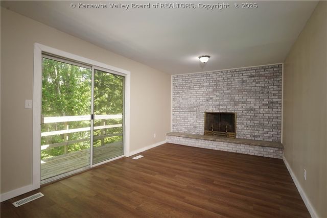 250 Eureka Road, Charleston, WV 25314