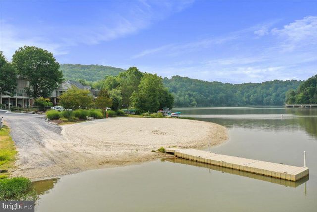 5912 PECKING STONE ST, New Market, MD 21774