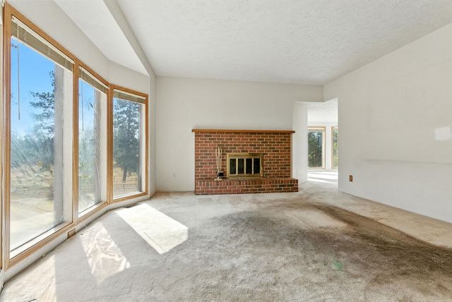 14510 W PINE BLUFF Rd, Nine Mile Falls, WA 99026