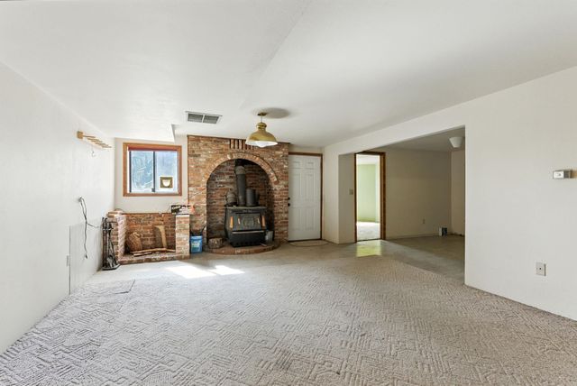 14510 W PINE BLUFF Rd, Nine Mile Falls, WA 99026