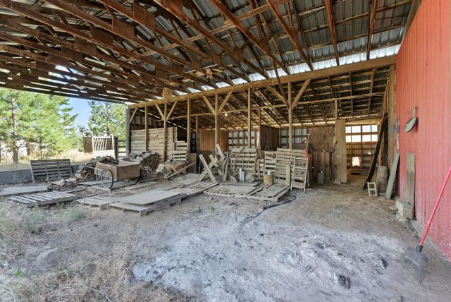 14510 W PINE BLUFF Rd, Nine Mile Falls, WA 99026