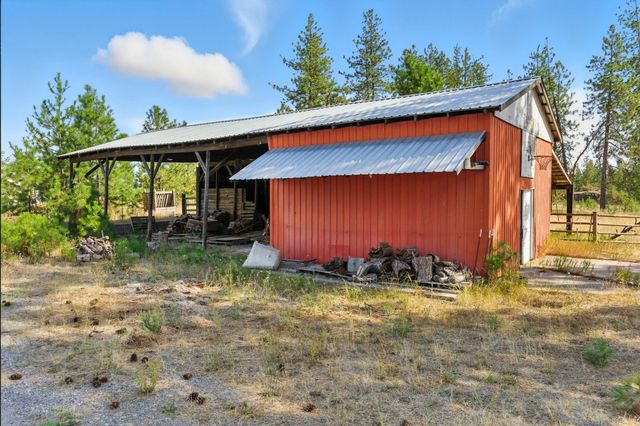 14510 W PINE BLUFF Rd, Nine Mile Falls, WA 99026