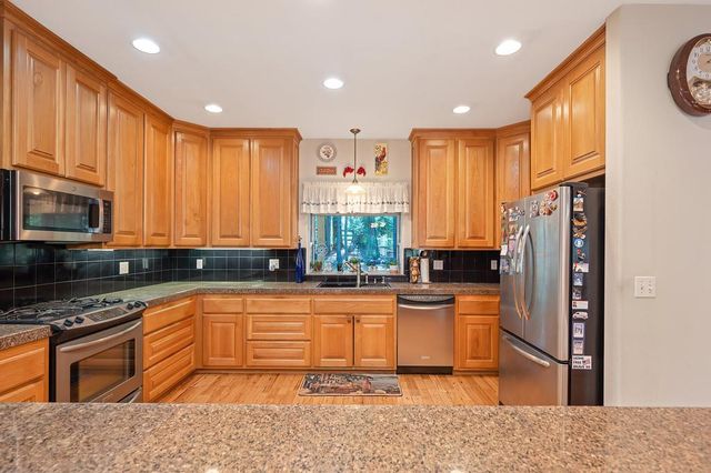 25917 Mount Misery Ln, Pioneer, CA 95666